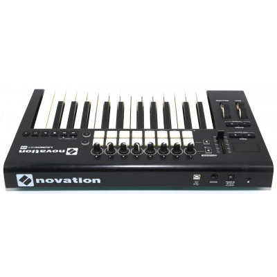 TECLADO MIDI NOVATION LAUNCHKEY 25 MKII