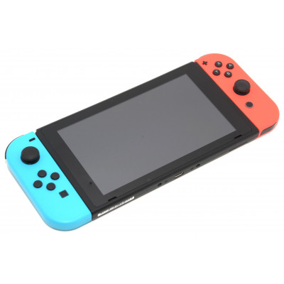 CONSOLA NINTENDO SWITCH AZUL Y ROJA