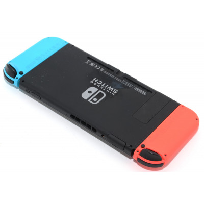 CONSOLA NINTENDO SWITCH AZUL Y ROJA