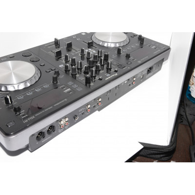 CONTROLADORA PIONEER XDJ-R1