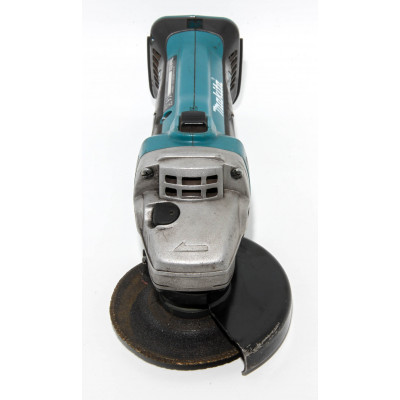 RADIAL A BATERÍA MAKITA BGA452