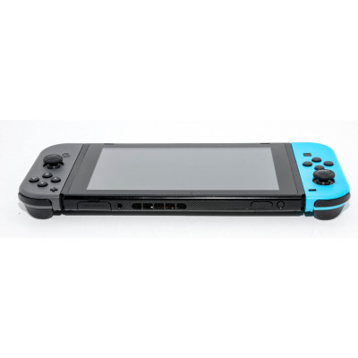 CONSOLA NINTENDO SWITCH AZUL Y ROJA