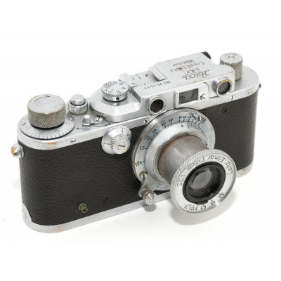 CAMARA LEICA IIIA CON OBJETIVO ELMAR 50MM F3.5 FABRICADA EN 1937