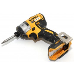 ATORNILLADOR DE IMPACTO DEWALT DCF887