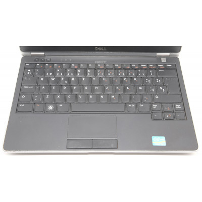 NOTEBOOK DELL LATITUDE E6620 / i3 2.2GHz / 4GB RAM / 200GB SSD