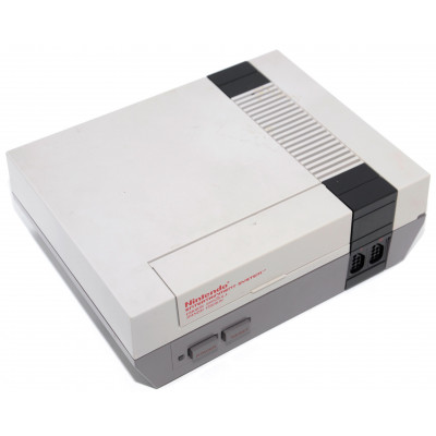 CONSOLA NINTENDO NES CON 4 MANDOS