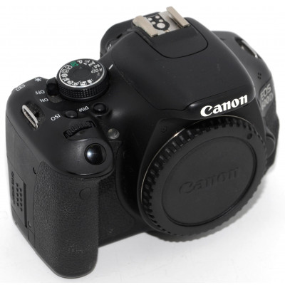 CAMARA CANON 600D