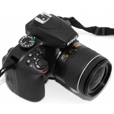 CÁMARA REFLEX DIGITAL NIKON D3400 + NIKON 18-55MM