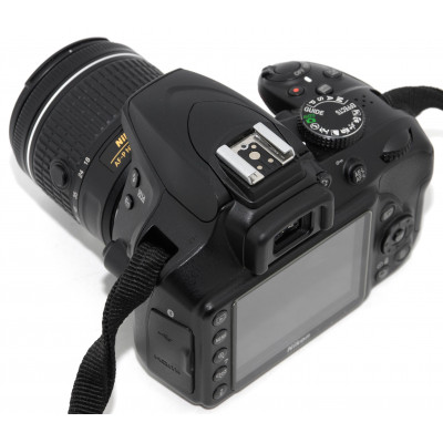 CÁMARA REFLEX DIGITAL NIKON D3400 + NIKON 18-55MM