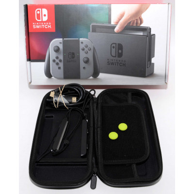 CONSOLA NINTENDO SWITCH NEGRA CON ACCESORIOS