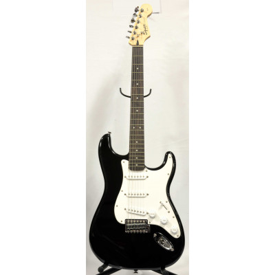 GUITARRA ELÉCTRICA SQUIER STRAT