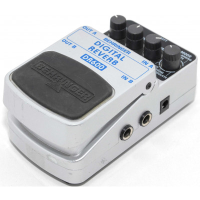 PEDAL BEHRINGER REVERB DR600