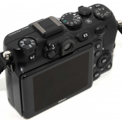 CAMARA NIKON COOLPIX P7100