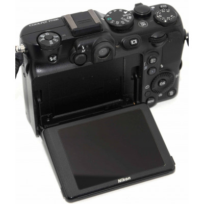 CAMARA NIKON COOLPIX P7100