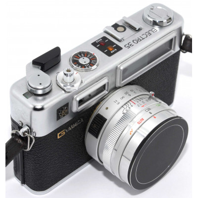 CAMARA TELEMÉTRICA ANALÓGICA YASHICA ELECTRO 35 GSN 45MM 1.7 + ADAPTADOR GRAN ANGULAR