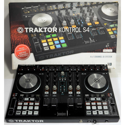 CONTROLADORA TRAKTOR KONTROL S4