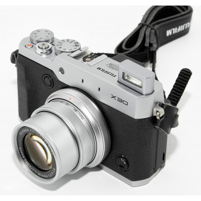Fujifilm X30