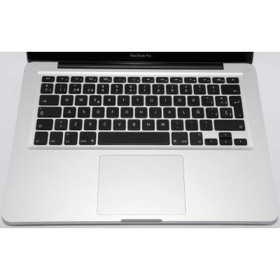 MACBOOK PRO 8,2 2011 i7 2GHz / 240GB SSD / 4GB RAM / INTEL HD 3000