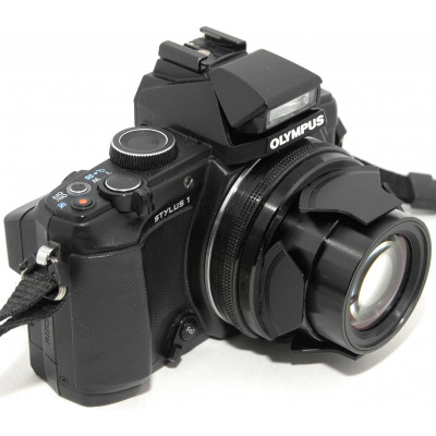 CAMARA COMPACTA DIGITAL OLYMPUS STYLUS 1