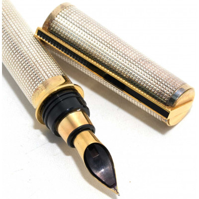 PLUMA ESTILOGRÁFICA DUPONT MONTPARNASSE