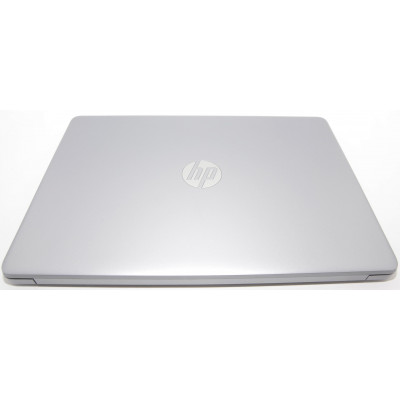 NOTEBOOK HP 250 G8 / INTEL i5 1135G7 2.4GHz / 250GB SSD / 8GB