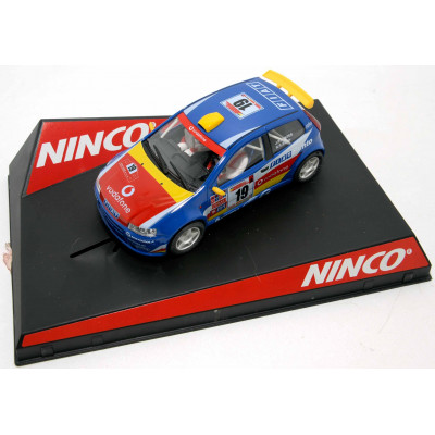 NINCO FIAT PUNTO SUPER 1600 VODAFONE 50336