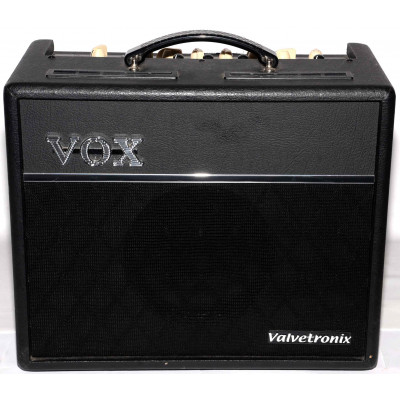 AMPLIFICADOR GUITARRA VOX VT20+