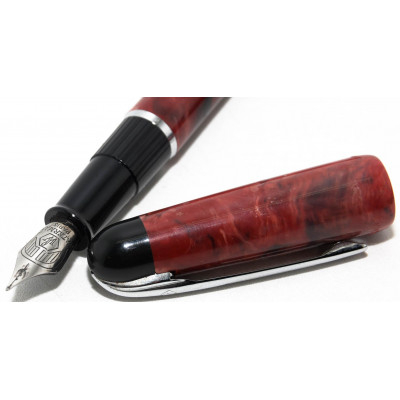 PLUMA ESTILOGRÁFICA WATERMAN