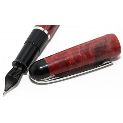 PLUMA ESTILOGRÁFICA WATERMAN