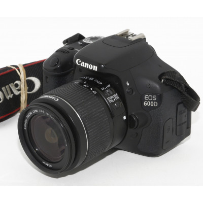 CAMARA REFLEX CANON EOS 600D + 18-55MM IS II