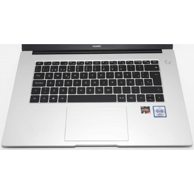 NOTEBOOK HUAWEI MATEBOOK D15 / AMD RYZEN 5 3500U 2.1GHz / 256GB SSD / 8GB RAM