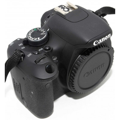 CUERPO CÁMARA REFLEX CANON EOS 600D