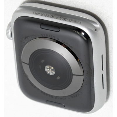 APPLE WATCH SERIES 5 A2157 (GPS) 44mm PLATA