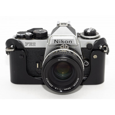 CAMARA RÉFLEX NIKON FE-2 + NIKKOR 50MM 1.8