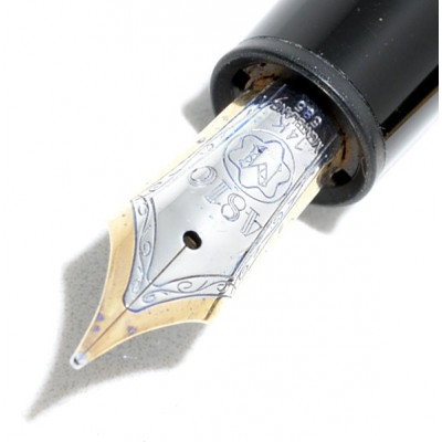 PLUMA MONTBLANC MEISTERSTUCK 146