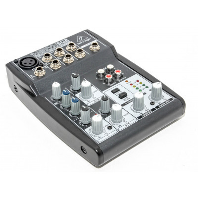 MESA MEZCLAS BEHRINGER XENYX 502