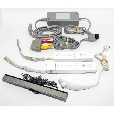 CONSOLA WII BLANCA CON 2 MANDOS