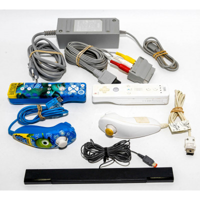 CONSOLA WII NEGRA CON 2 MANDOS