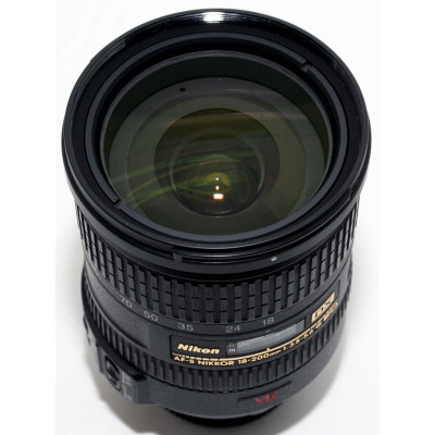 OBJETIVO NIKON 18-200 VR