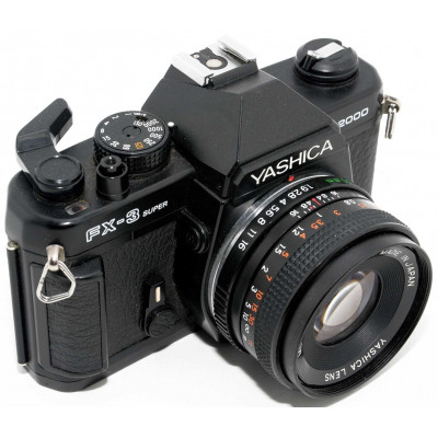 CAMARA ANALOGICA YASHICA FX-3 SUPER 2000 + 50MM 1.9