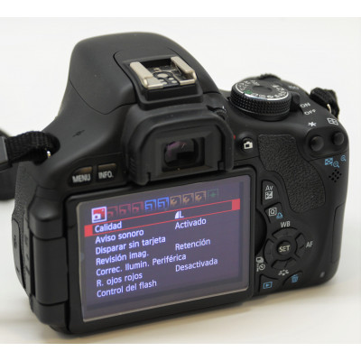 CÁMARA RÉFLEX CANON A-1 CON OBJETIVO CANON FD 50MM 1.8