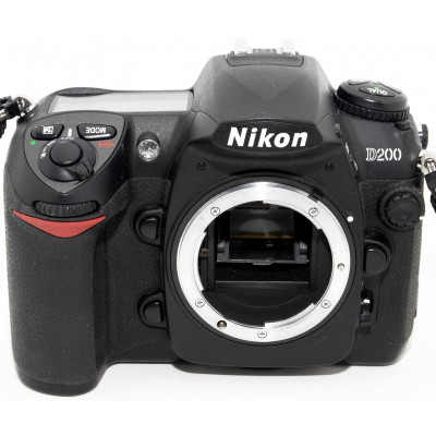 CUERPO CAMARA REFLEX NIKON D200