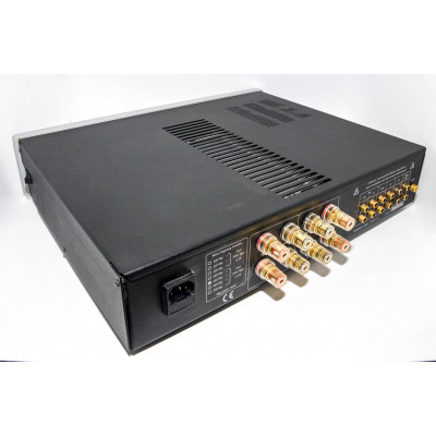 AMPLIFICADOR UNISON RESEARCH UNICO