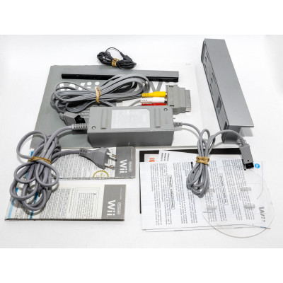 CONSOLA WII BLANCA SIN MANDO