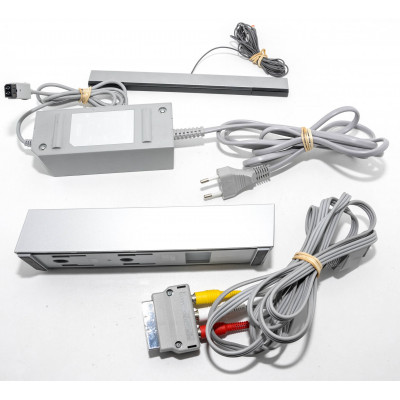 CONSOLA WII BLANCA SIN MANDO