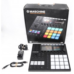 SAMPLER NATIVE INSTRUMENTS MASCHINE MK3