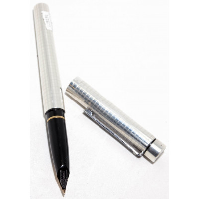 PLUMA ESTILOGRÁFICA SHEAFFER STERLING PLATA