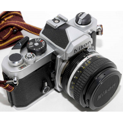 CAMARA ANALOGICA NIKON FM + NIKKOR 50MM 1.4