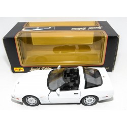 COCHE A ESCALA MAISTO CORVETTE ZR-1 1:18
