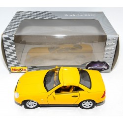 COCHE A ESCALA MAISTO MERCEDES SLK 230 1:18